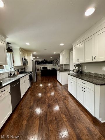 999 Concord Drive, Medina, OH 44256