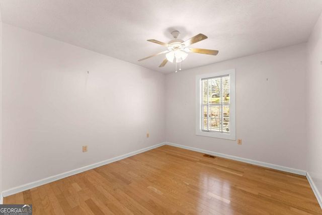 3026 Summer Lake Drive, Gainesville, GA 30506