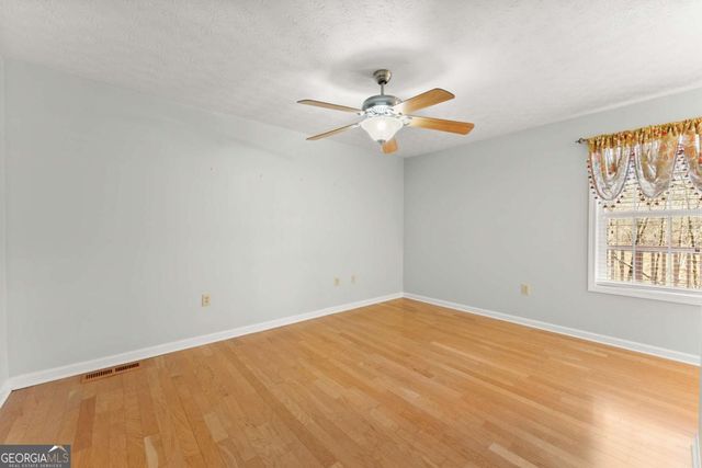 3026 Summer Lake Drive, Gainesville, GA 30506