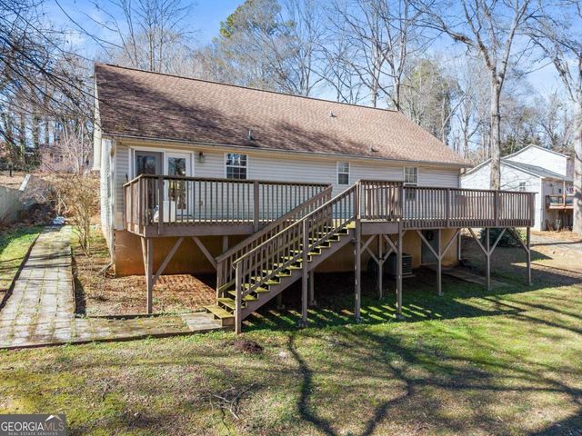 3026 Summer Lake Drive, Gainesville, GA 30506