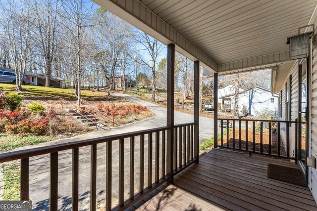 3026 Summer Lake Drive, Gainesville, GA 30506