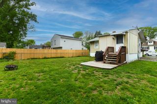 109 E CRESTWOOD AVE, Somerdale, NJ 08083