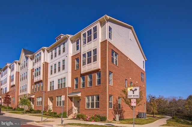 928 CALIFORNIA DR NE, Leesburg, VA 20176