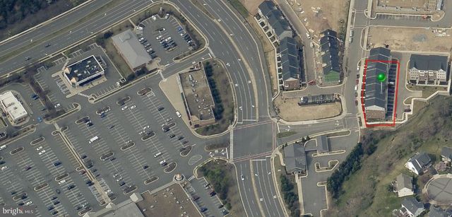 928 CALIFORNIA DR NE, Leesburg, VA 20176
