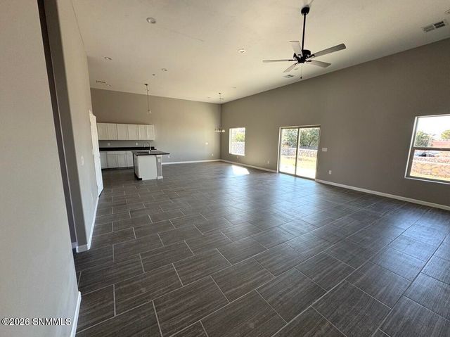 2905 Maddox Loop, Las Cruces, NM 88011