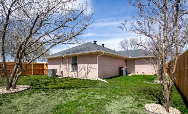 214 E 4th Street, Anna, TX 75409