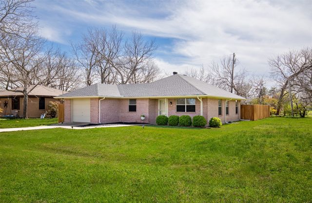 214 E 4th Street, Anna, TX 75409