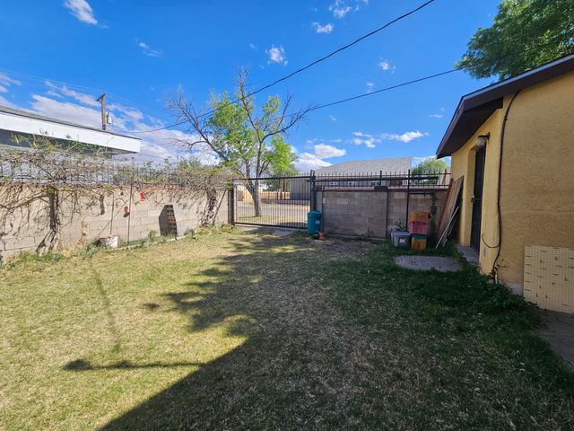 600 N Third Street, Belen, NM 87002