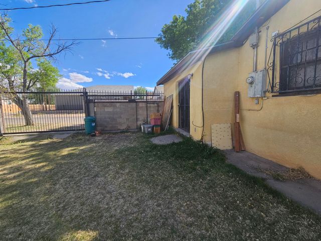 600 N Third Street, Belen, NM 87002