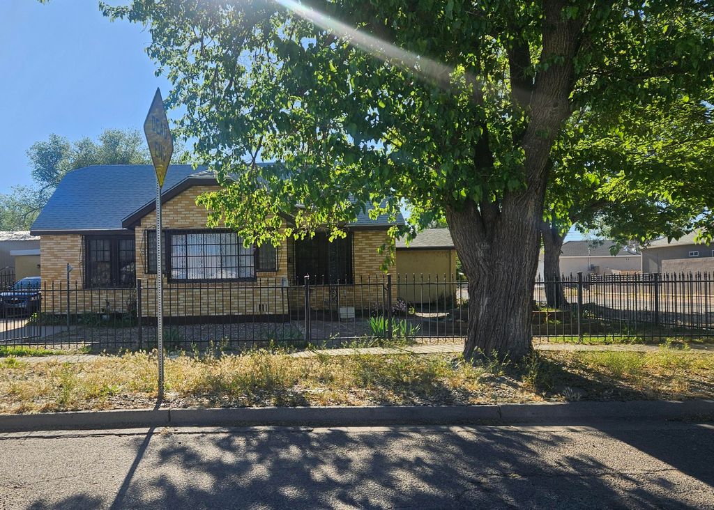 600 N Third Street, Belen, NM 87002