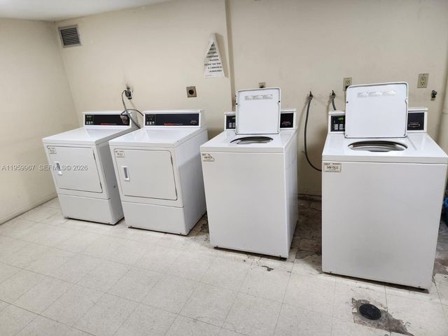 1351 NE Miami Gardens Dr 501E, Miami, FL 33179