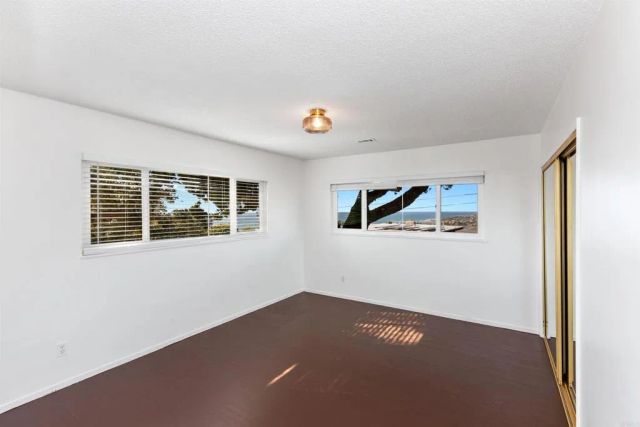 513 Canyon Drive, Solana Beach, CA 92075