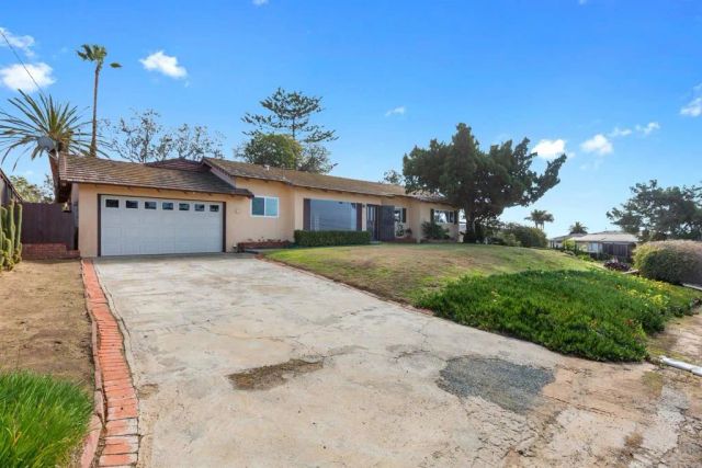 513 Canyon Drive, Solana Beach, CA 92075