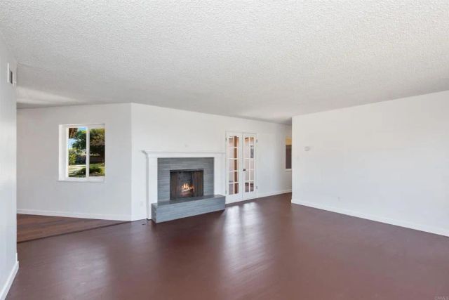 513 Canyon Drive, Solana Beach, CA 92075