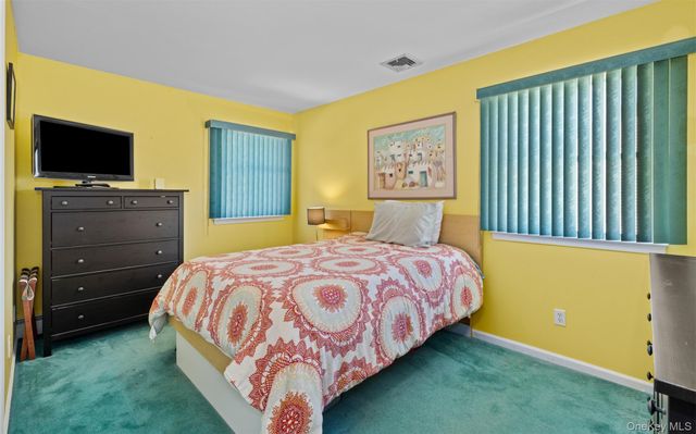 1288 Boston Avenue, Bay Shore, NY 11706