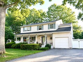 1288 Boston Avenue, Bay Shore, NY 11706