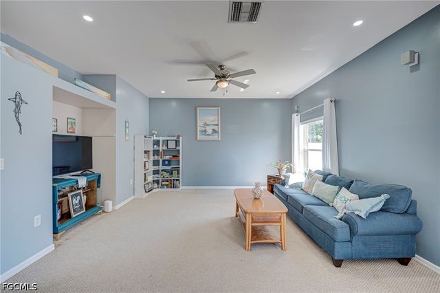 2743 Nature Pointe LOOP, Fort Myers, FL 33905
