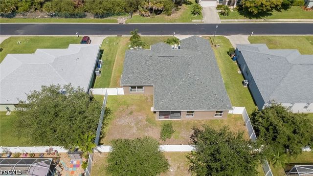 2743 Nature Pointe LOOP, Fort Myers, FL 33905