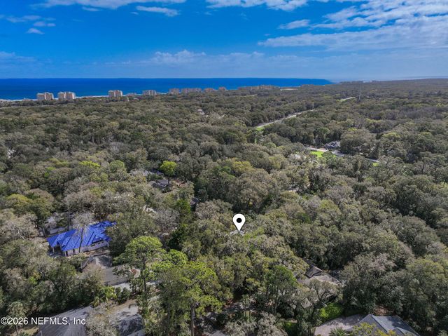 10 HICKORY Lane, Fernandina Beach, FL 32034