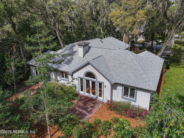 10 HICKORY Lane, Fernandina Beach, FL 32034
