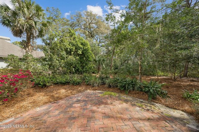 10 HICKORY Lane, Fernandina Beach, FL 32034