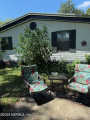 226 CLEARWATER Road, Satsuma, FL 32189
