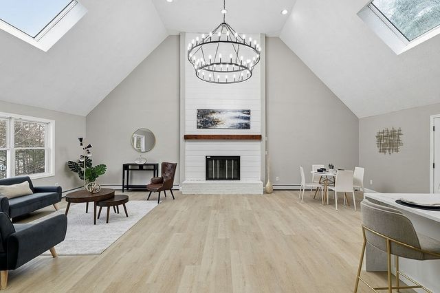 1224 Edgell Rd, Framingham, MA 01701