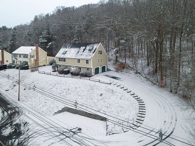 1224 Edgell Rd, Framingham, MA 01701