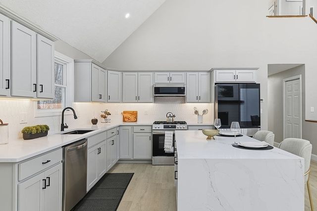 1224 Edgell Rd, Framingham, MA 01701