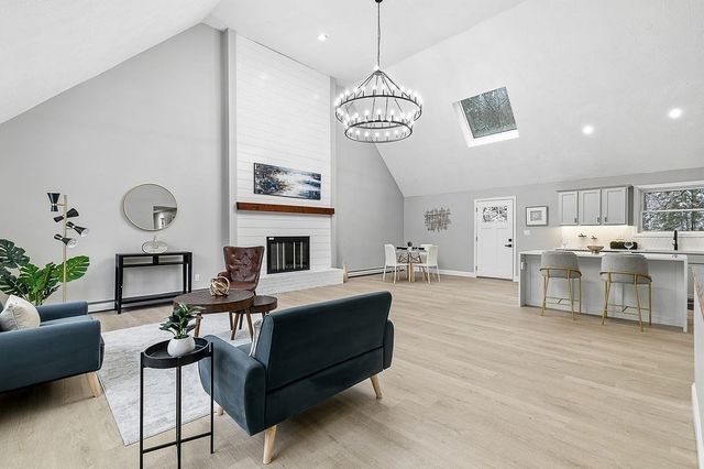 1224 Edgell Rd, Framingham, MA 01701