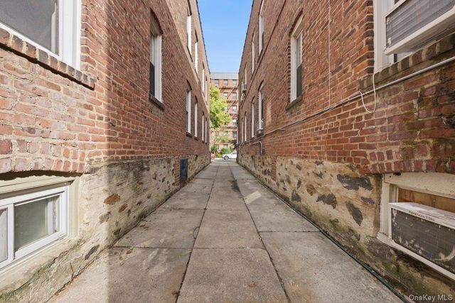 3633 Greystone Avenue, Bronx, NY 10463
