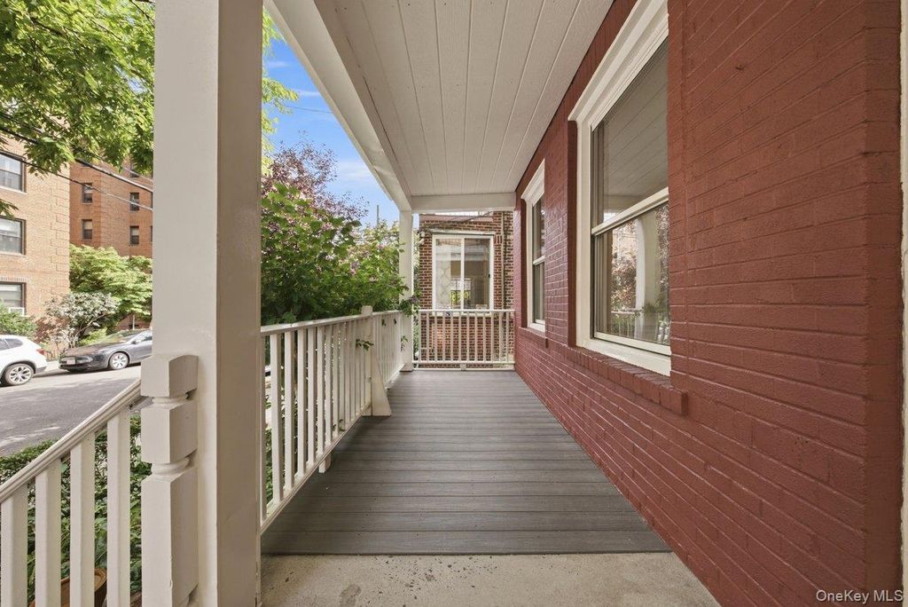 3633 Greystone Avenue, Bronx, NY 10463 — photo 5