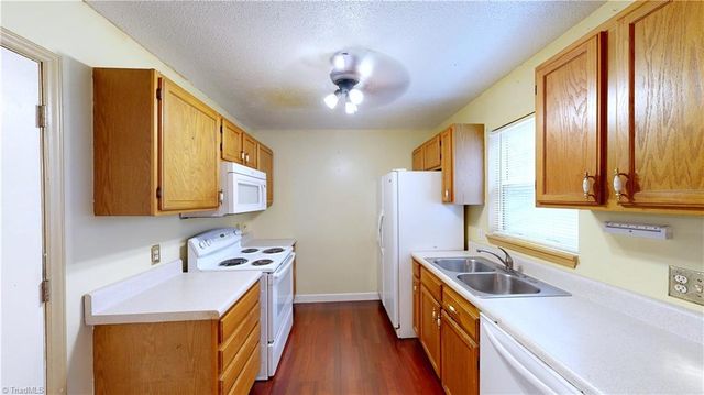 202 JEREMEY Way, High Point, NC 27265