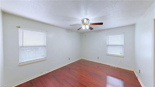 202 JEREMEY Way, High Point, NC 27265