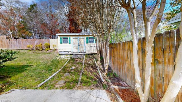 202 JEREMEY Way, High Point, NC 27265