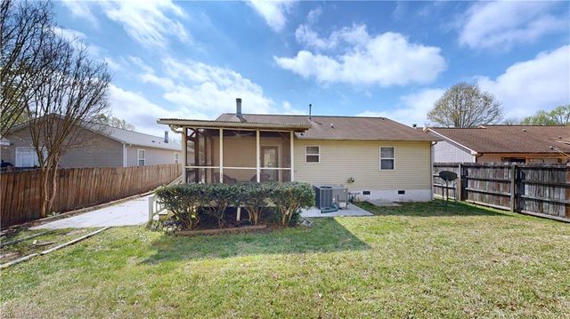 202 JEREMEY Way, High Point, NC 27265