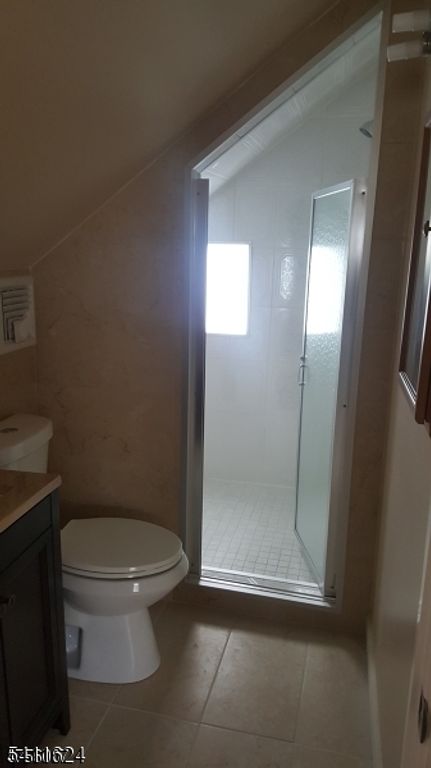 100 Lyons Ave 2, Newark City, NJ 07112