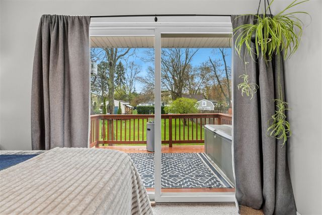 2125 Lawnel Avenue, Norton Shores, MI 49441