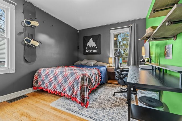 2125 Lawnel Avenue, Norton Shores, MI 49441