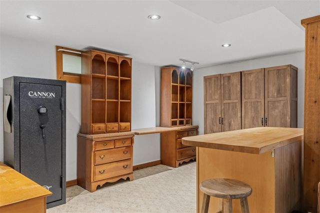 2125 Lawnel Avenue, Norton Shores, MI 49441