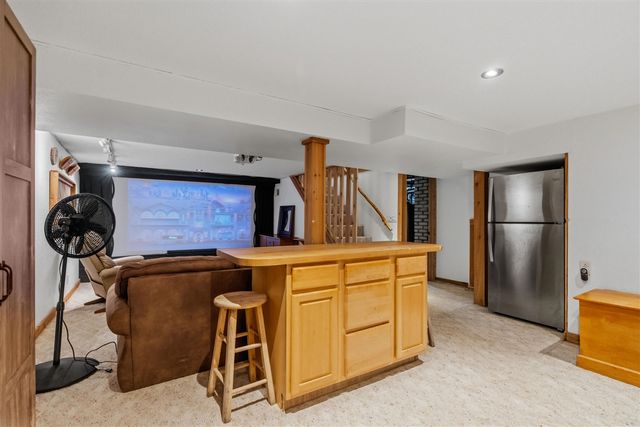 2125 Lawnel Avenue, Norton Shores, MI 49441