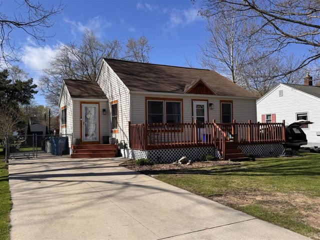 2125 Lawnel Avenue, Norton Shores, MI 49441
