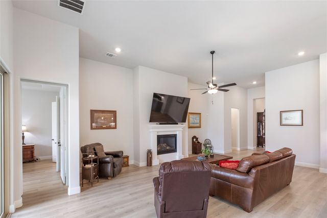 1318 18th Street, Northlake, TX 76226