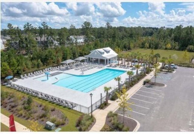 869 Meadowbrook Lane, Summerville, SC 29486