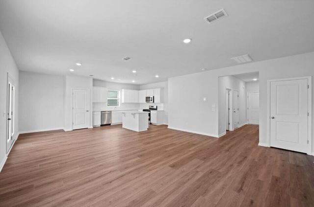869 Meadowbrook Lane, Summerville, SC 29486