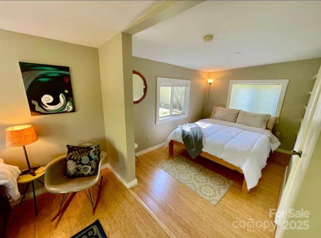 75 Cisco Road, Asheville, NC 28805