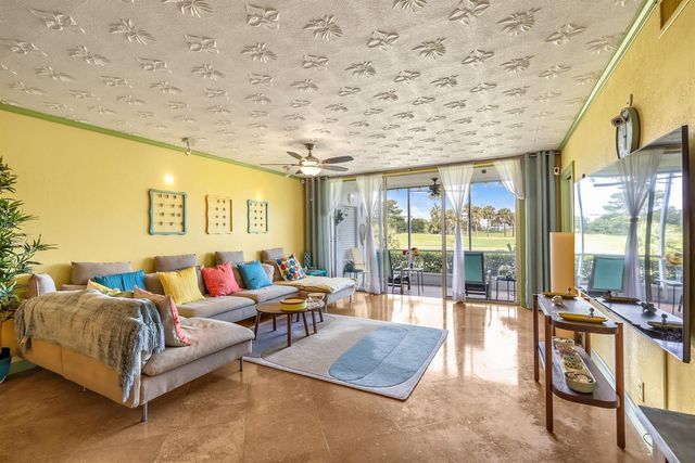 3001 S Palm Aire Drive 105, Pompano Beach, FL 33069