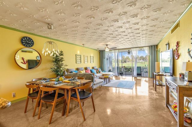 3001 S Palm Aire Drive 105, Pompano Beach, FL 33069