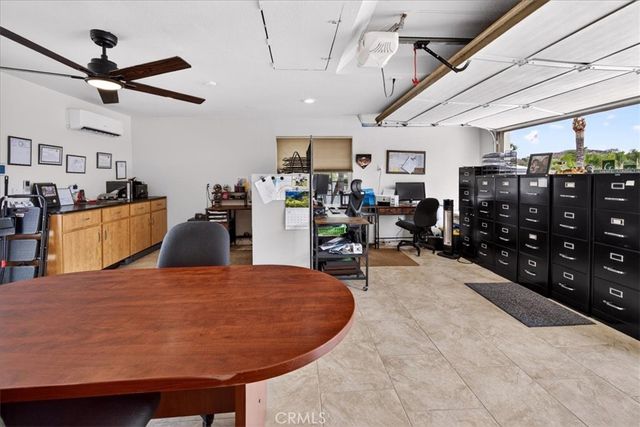 16435 Lois Lane, Riverside, CA 92504