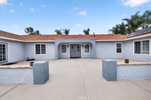 16435 Lois Lane, Riverside, CA 92504